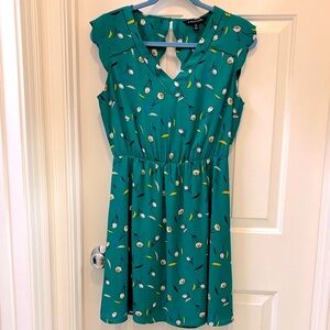 Scalloped edges! 41 Hawthorn Teal Dress with Floral Accents